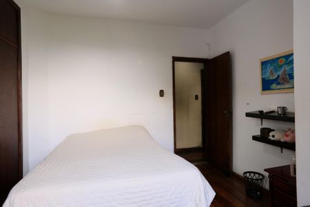 Casa à venda com 360m², 4 quartos e 2 vagasQuarto 1