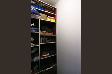 Casa à venda com 360m², 4 quartos e 2 vagasCloset Quarto 3