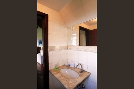 Casa à venda com 360m², 4 quartos e 2 vagasLavabo