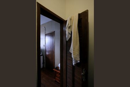 Casa à venda com 360m², 4 quartos e 2 vagasCloset Quarto 3