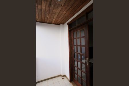 Casa à venda com 360m², 4 quartos e 2 vagasVaranda Quarto 3