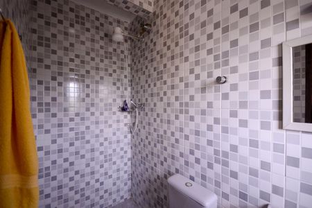 Casa à venda com 246m², 3 quartos e 10 vagas Casa à venda com 246m², 3 quartos e 10 vagasBanheiro do Quarto 3