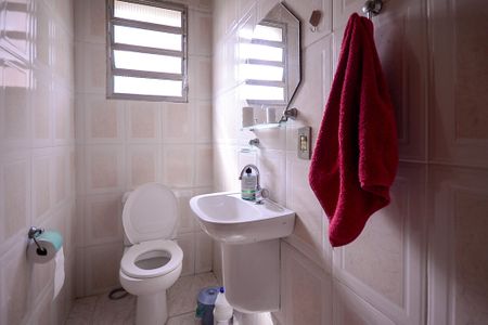 Casa à venda com 246m², 3 quartos e 10 vagas Casa à venda com 246m², 3 quartos e 10 vagasLavabo