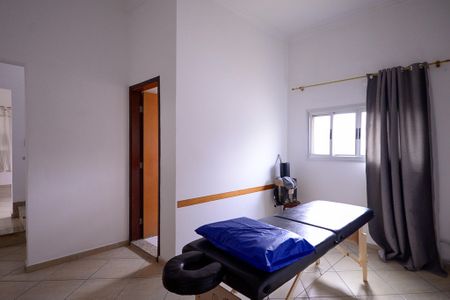 Casa à venda com 246m², 3 quartos e 10 vagas Casa à venda com 246m², 3 quartos e 10 vagasSala de Jantar