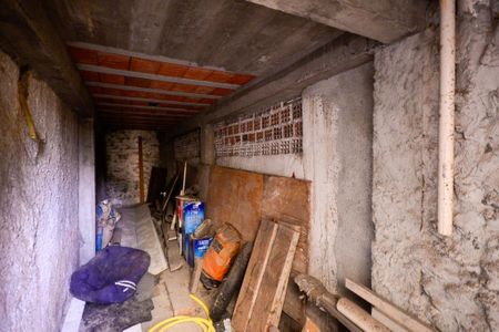 Casa à venda com 246m², 3 quartos e 10 vagas Casa à venda com 246m², 3 quartos e 10 vagasPorão