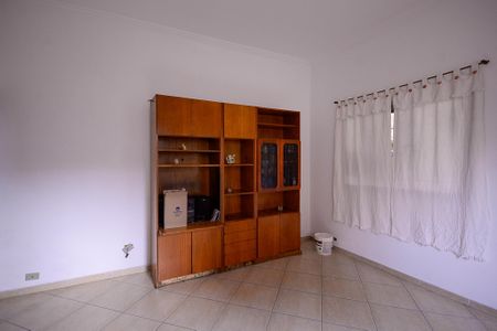 Casa à venda com 246m², 3 quartos e 10 vagas Casa à venda com 246m², 3 quartos e 10 vagasSala