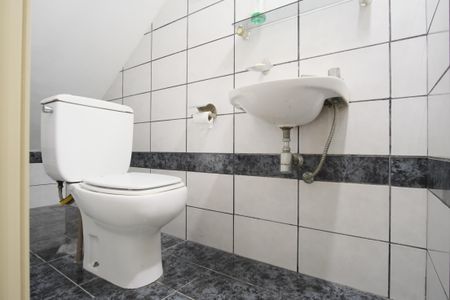 Casa à venda com 137m², 3 quartos e 2 vagasBanheiro de Serviço