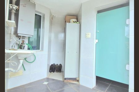 Casa de condomínio para alugar com 1040m², 4 quartos e 5 vagasSauna