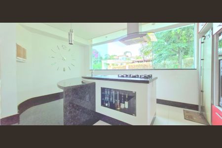 Casa de condomínio para alugar com 1040m², 4 quartos e 5 vagasCozinha