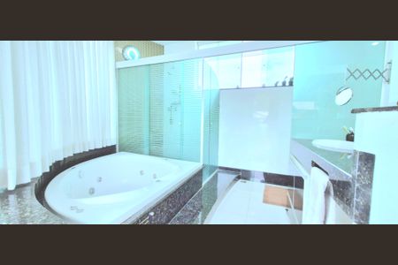 Casa de condomínio para alugar com 1040m², 4 quartos e 5 vagasSuíte