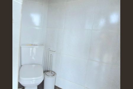 Casa de condomínio para alugar com 1040m², 4 quartos e 5 vagasÁrea Gourmet - Banheiro 4