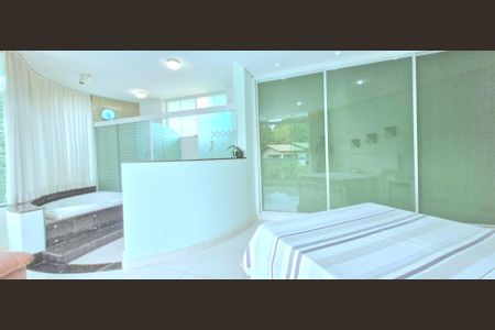 Casa de condomínio para alugar com 1040m², 4 quartos e 5 vagasSuíte