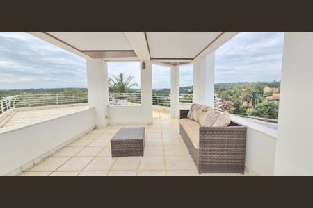 Casa de condomínio para alugar com 1040m², 4 quartos e 5 vagasTerraço