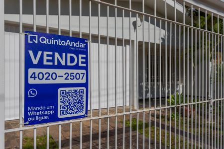 Casa à venda com 230m², 3 quartos e 3 vagasPlaquinha 