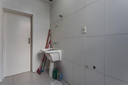 Casa à venda com 230m², 3 quartos e 3 vagasÁrea de Serviço