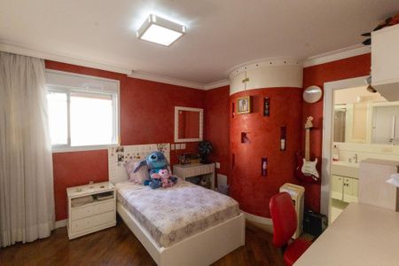 Casa à venda com 900m², 8 quartos e 6 vagas Casa à venda com 900m², 8 quartos e 6 vagasSuíte 1