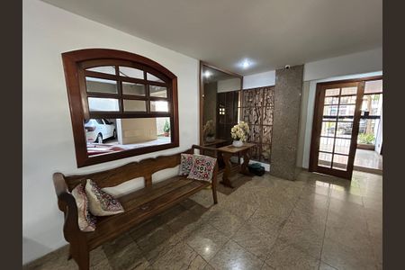 Apartamento à venda com 80m², 2 quartos e 1 vagaHall