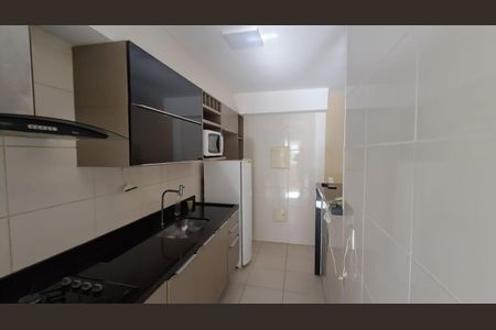 Apartamento à venda com 62m², 2 quartos e 1 vaga Apartamento à venda com 62m², 2 quartos e 1 vagaCozinha