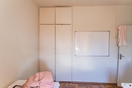 Apartamento à venda com 110m², 3 quartos e 1 vaga Apartamento à venda com 110m², 3 quartos e 1 vagaArmário do Quarto 2