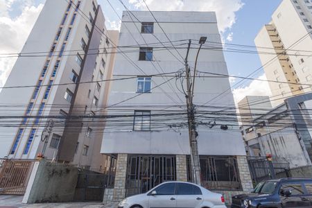Apartamento à venda com 110m², 3 quartos e 1 vaga Apartamento à venda com 110m², 3 quartos e 1 vagaFachada