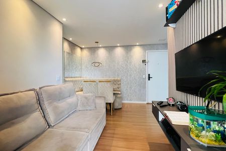 Apartamento para alugar com 55m², 2 quartos e 1 vaga Apartamento para alugar com 55m², 2 quartos e 1 vagaSala