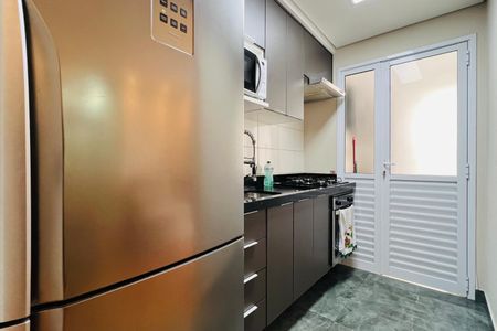 Apartamento para alugar com 55m², 2 quartos e 1 vaga Apartamento para alugar com 55m², 2 quartos e 1 vagaCozinha e Área de Serviço