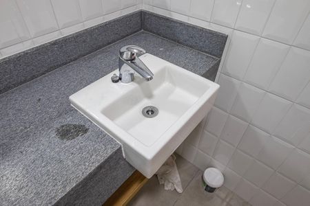 Studio para alugar com 31m², 1 quarto e sem vaga Studio para alugar com 31m², 1 quarto e sem vagaBanheiro