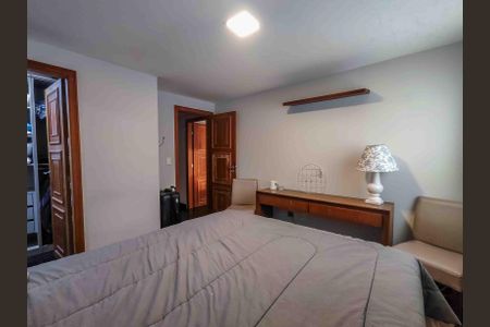 Apartamento à venda com 326m², 4 quartos e 3 vagasSuíte 1