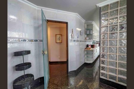 Apartamento à venda com 326m², 4 quartos e 3 vagasCozinha