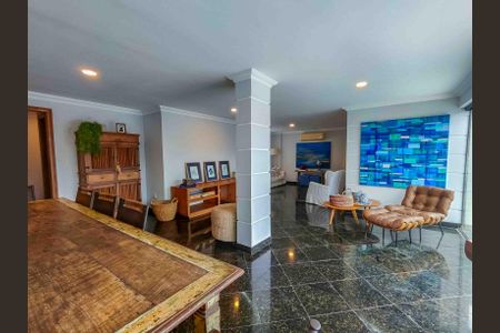 Apartamento à venda com 326m², 4 quartos e 3 vagasSala