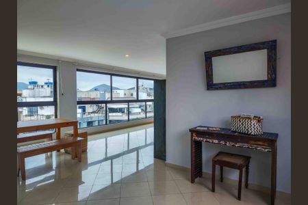 Apartamento à venda com 326m², 4 quartos e 3 vagasSala Privativa