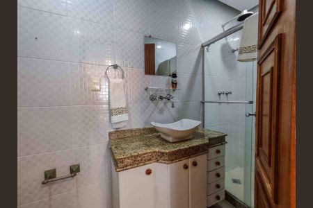 Apartamento à venda com 326m², 4 quartos e 3 vagasBanheiro da Suíte 4