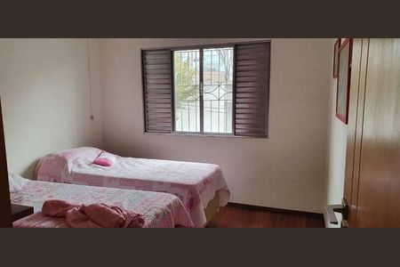 Casa à venda com 154m², 3 quartos e 2 vagas