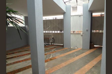 Casa à venda com 271m², 3 quartos e 2 vagas