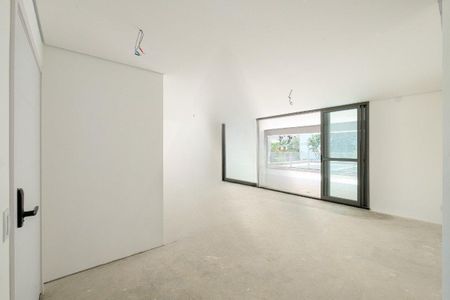 Apartamento à venda com 237m², 3 quartos e 3 vagas