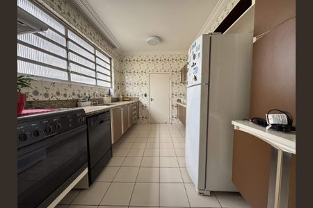 Apartamento à venda com 254m², 4 quartos e 3 vagas