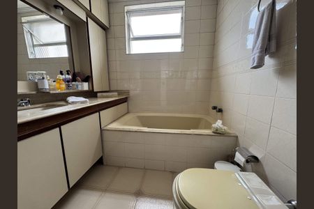 Apartamento à venda com 254m², 4 quartos e 3 vagas