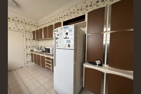 Apartamento à venda com 254m², 4 quartos e 3 vagas