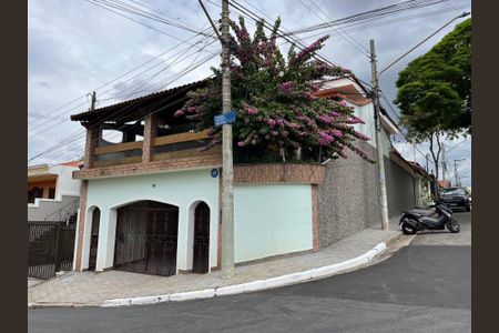Casa à venda com 332m², 3 quartos e 4 vagas