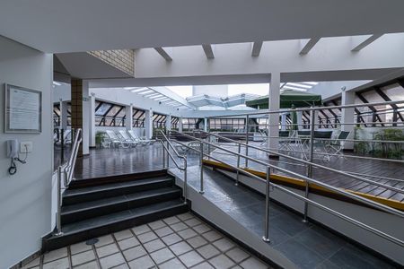 Apartamento à venda com 38m², 1 quarto e 1 vagaÁrea comum - Piscina