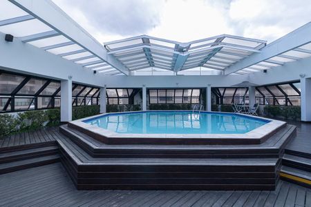 Apartamento à venda com 38m², 1 quarto e 1 vagaÁrea comum - Piscina