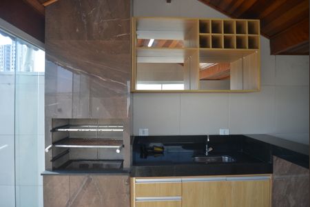 Apartamento à venda com 130m², 2 quartos e 1 vagaÁrea gourmet