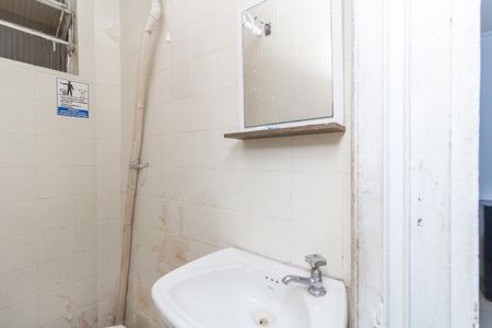 Casa à venda com 100m², 4 quartos e sem vaga Casa à venda com 100m², 4 quartos e sem vagaBanheiro da Suíte