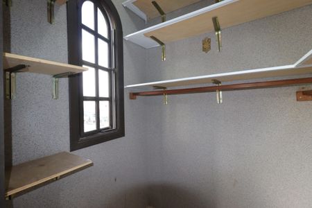 Casa à venda com 255m², 5 quartos e 2 vagasCloset do Quarto 3