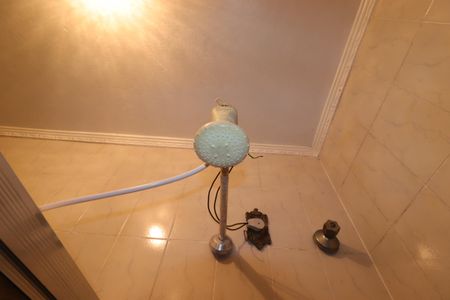 Casa à venda com 255m², 5 quartos e 2 vagasBanheiro Social 3 - Chuveiro