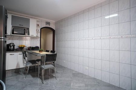 Apartamento à venda com 253m², 5 quartos e 2 vagasCozinha