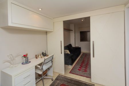 Apartamento à venda com 142m², 4 quartos e 3 vagas Apartamento à venda com 142m², 4 quartos e 3 vagasQuarto