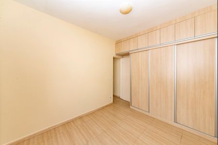 Apartamento à venda com 75m², 3 quartos e 1 vagaQuarto 2