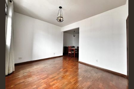 Apartamento à venda com 90m², 3 quartos e 1 vaga Apartamento à venda com 90m², 3 quartos e 1 vagaSala