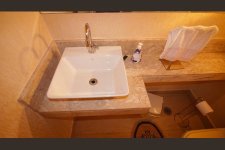 Apartamento à venda com 120m², 3 quartos e 2 vagasLavabo